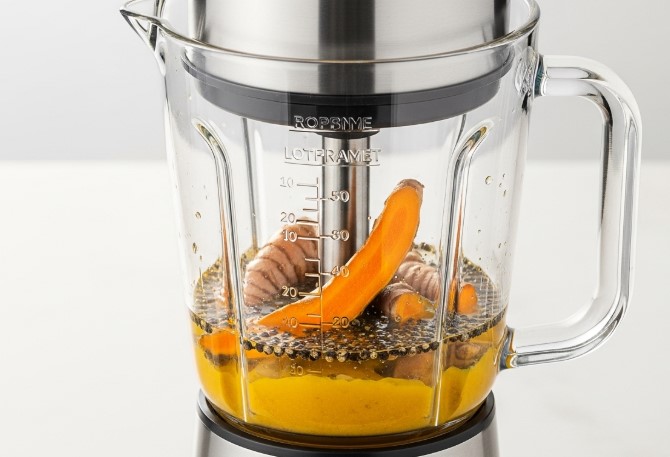turmeric shots mixing